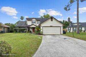 8820 Bandera Cir Jacksonville, FL 32244