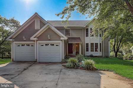 10017 Emily Fox Ct Ellicott City, MD 21042