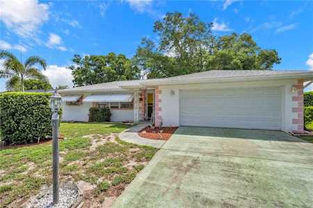 3250 Parkway PLACE Palm Harbor, FL 34684