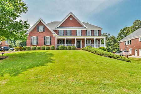 3324 Forestwood Dr Suwanee, GA 30024