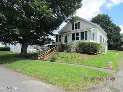 186 Montgomery Ave Ext Pittsfield, MA 01201