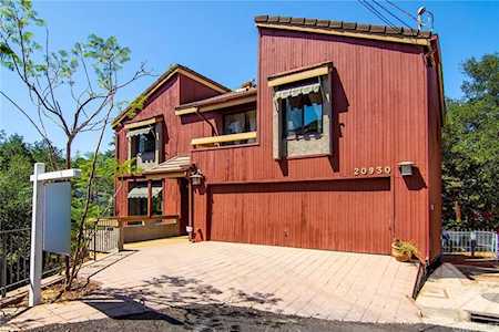 20930 Arcana Rd Woodland Hills, CA 91364