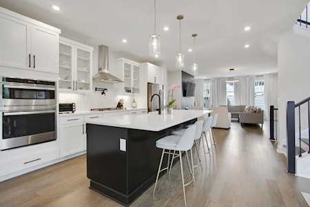 1378 Live Oak Ln Brookhaven, GA 30319