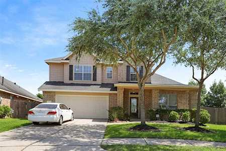 19302 Morning News Ln Richmond, TX 77407