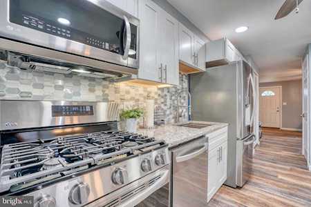1011 Foxchase Ln Baltimore, MD 21221