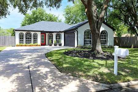 11711 E Trudeau Dr Houston, TX 77065
