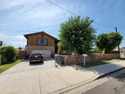 407 S Eastern Ave Brawley, CALIFORNIA 92227