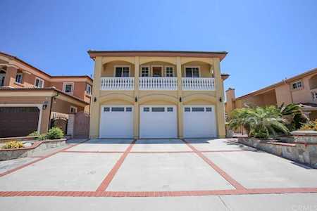 10288 Circulo De Juarez Fountain Valley, CA 92708
