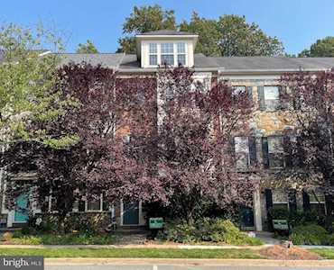 122 Pasture Side Way Rockville, MD 20850