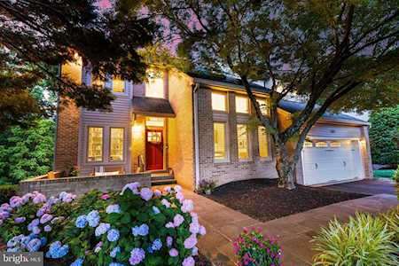 7901 Lakenheath Way Potomac, MD 20854