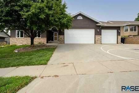 208 E Switch Grass Trl Brandon, SD 57005