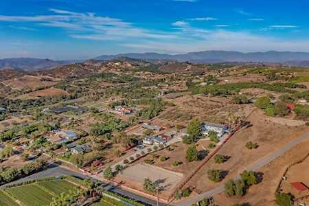 31959 Via Ararat Dr Bonsall, CA 92003