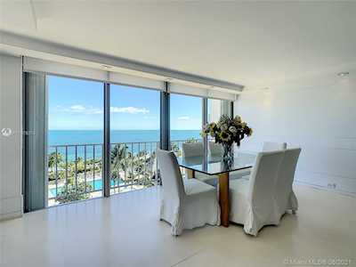 881 Ocean Dr #7E Key Biscayne, FL 33149