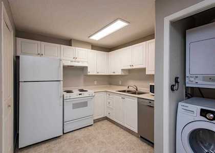 5000 Somervale Ct SW #213 Calgary, AB T2Y 4M1