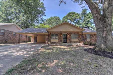 4017 Naylor Dr Memphis, TN 38128