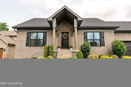 9110 Pinnacle Dr Louisville, KY 40272