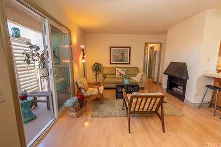 218 16th St #D Huntington Beach, CA 92648