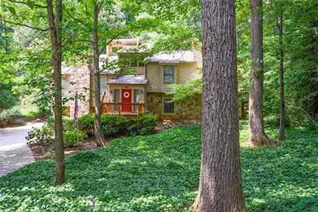 2667 Long Lake Dr NE Roswell, GA 30075