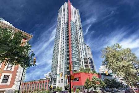 1211 Melville Street #2501 Vancouver, BC V6E 0A7
