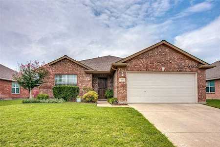 1817 Belmont Drive Roanoke, TX 76262
