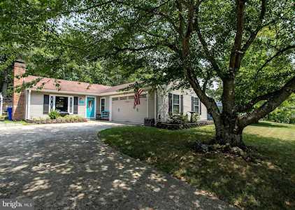 3121 Federal House Ct Waldorf, MD 20602