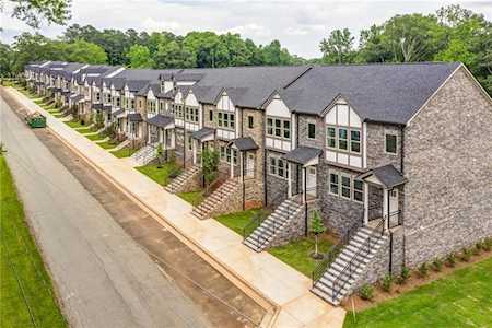 3781 Jack Vernon Circle Powder Springs, GA 30127