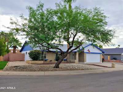3202 N Woodburne Drive Chandler, AZ 85224