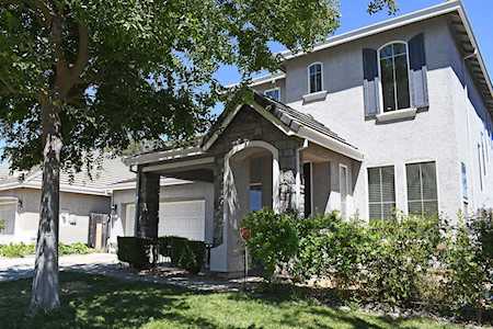 9425 Silver Bridle Way Elk Grove, CA 95758