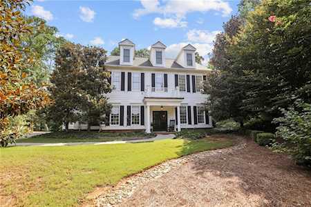 3950 Jim Moore Rd Dacula, GA 30019