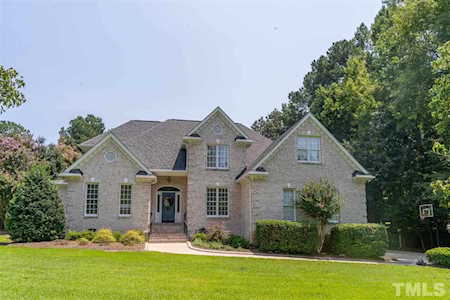 4804 Greenshadow Court Fuquay Varina, NC 27526