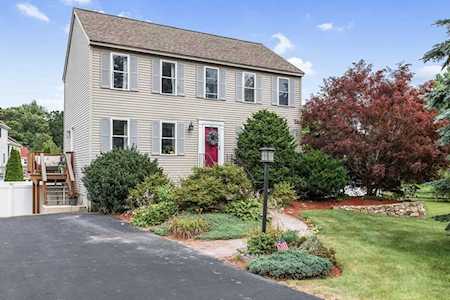 5 Brookside Dr Douglas, MA 01516