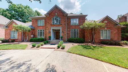 519 Woodlake Dr Louisville, KY 40245