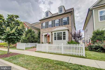 23934 Catawba Hill Dr Clarksburg, MD 20871