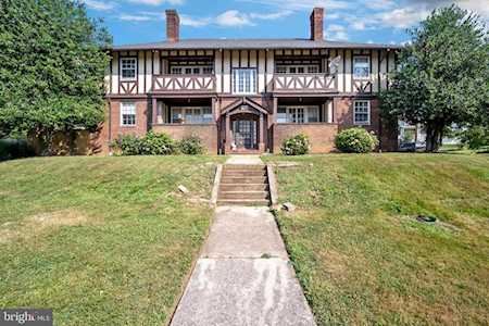 2513 Queen Anne Rd Baltimore, MD 21216