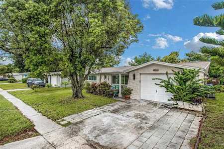 4625 Madison St New Port Richey, FL 34652