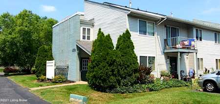 4208 Wisteria Landing Cir #206 Louisville, KY 40218