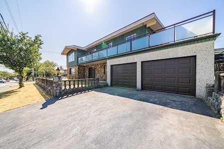 4680 Bond Street Burnaby, BC V5H 1G9