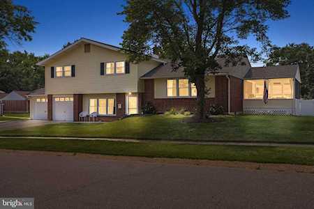 2200 Arosa Ln Wilmington, DE 19810