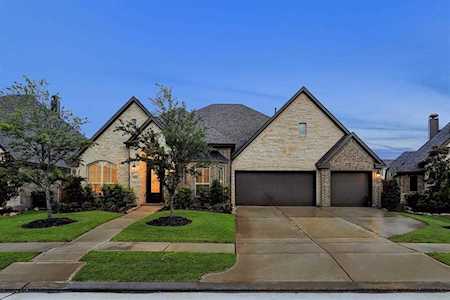 10806 Avery Arbor Ln Cypress, TX 77433