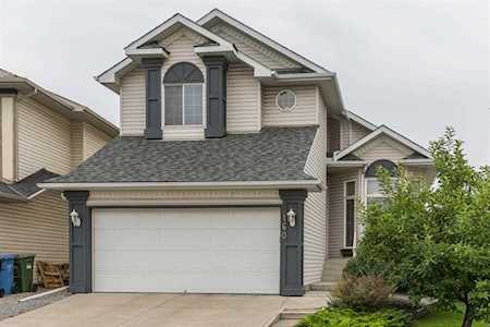 160 Douglas Ridge Green SE Calgary, AB T2Z 2T3