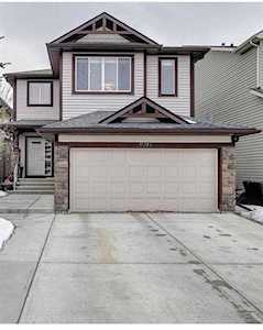 1097 Panamount Blvd NW Calgary, AB T3K 0J8