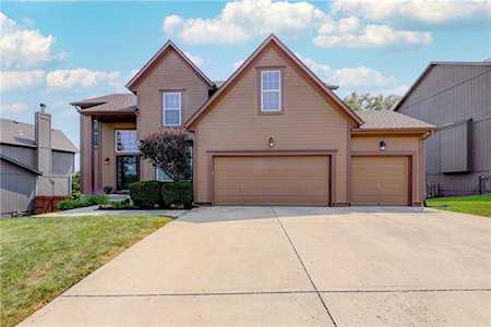 20917 W 53rd St Shawnee, KS 66218