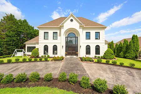 10210 S River Tr Knoxville, TN 37922