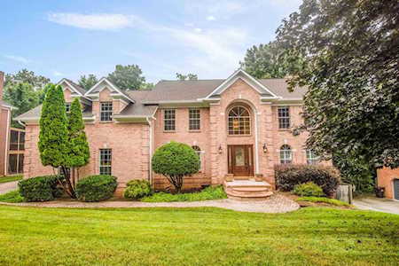 1717 Royal Harbor Dr Knoxville, TN 37922