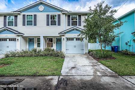2808 Shangri La Dr Jacksonville, FL 32233