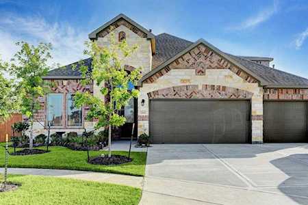 12616 Grayton Dr Texas City, TX 77568