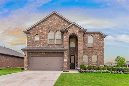 1833 Settlement Way Aubrey, TX 76227