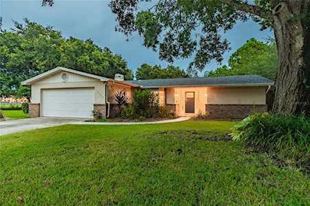 13207 Burnes Lake Dr Tampa, FL 33612