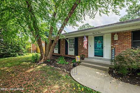 3412 Barbour Ln Louisville, KY 40241