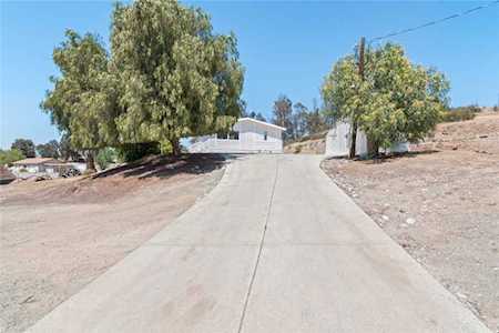 26110 Hoover St Murrieta, CA 92562